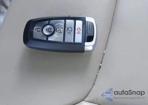 2021 Ford Explorer Xlt from USA, damaged, VIN 1FMSK8DH8MGB09705